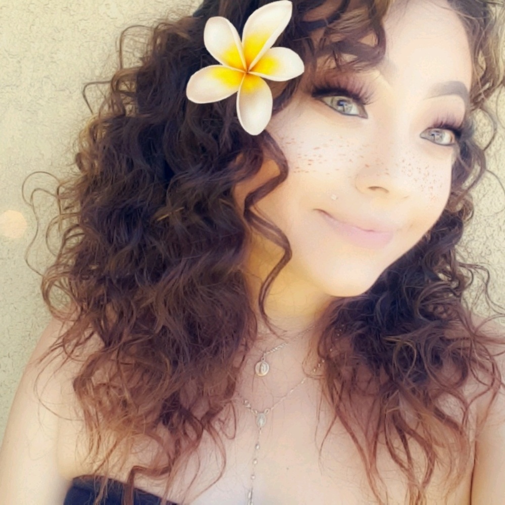 Meet your Posher, Ivanny